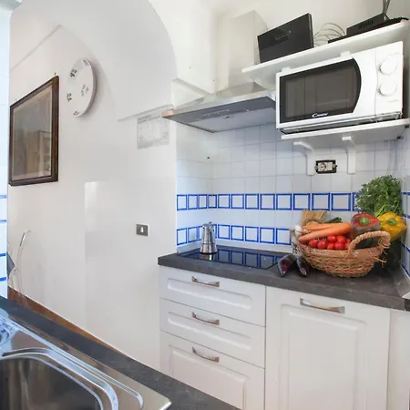 Angolo Di Paradiso - De Vivo Realty * Позитано