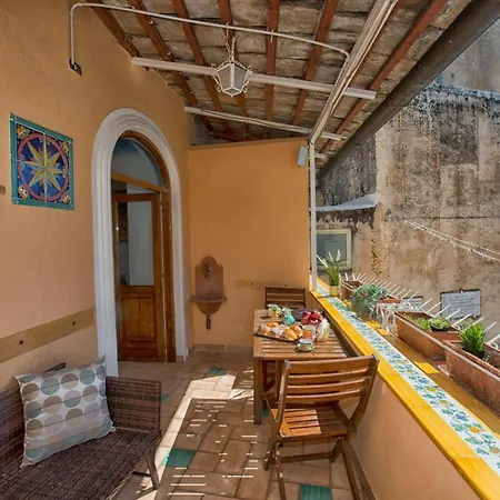 Angolo Di Paradiso - De Vivo Realty Holiday home Positano